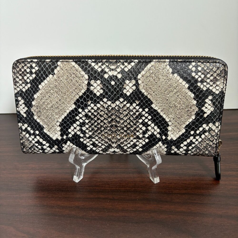 Cole Haan Vartan Continental Wallet Snake Print Zip Around Wallet New - Picture 2 of 7